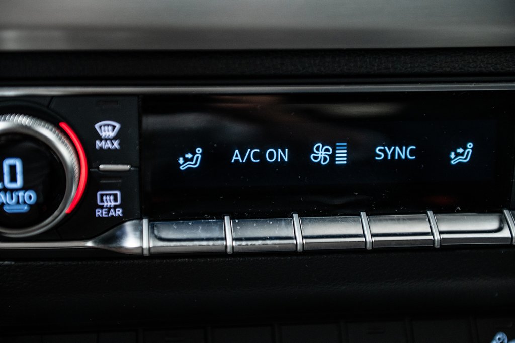 2024 Audi Q5 PROGRESSIV S-LINE BLACK PKG 20 PCS in Laval, Quebec - 26 - w1024h768px