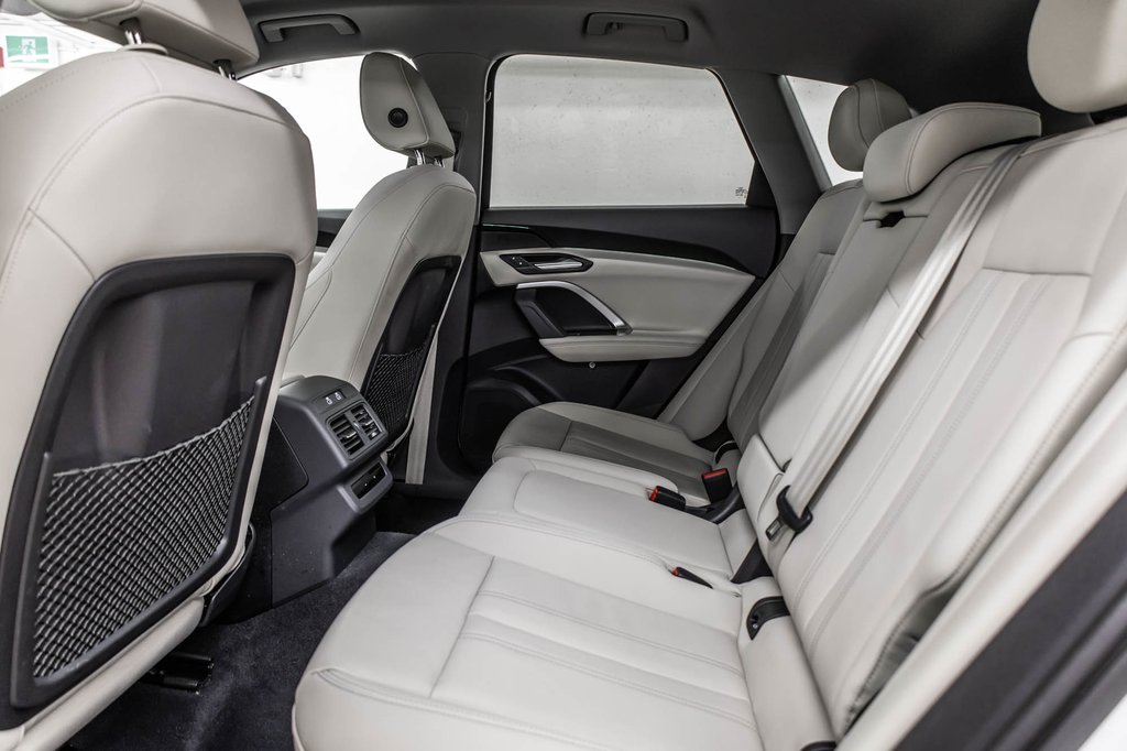 2025 Audi Q5 in Laval, Quebec - 34 - w1024h768px