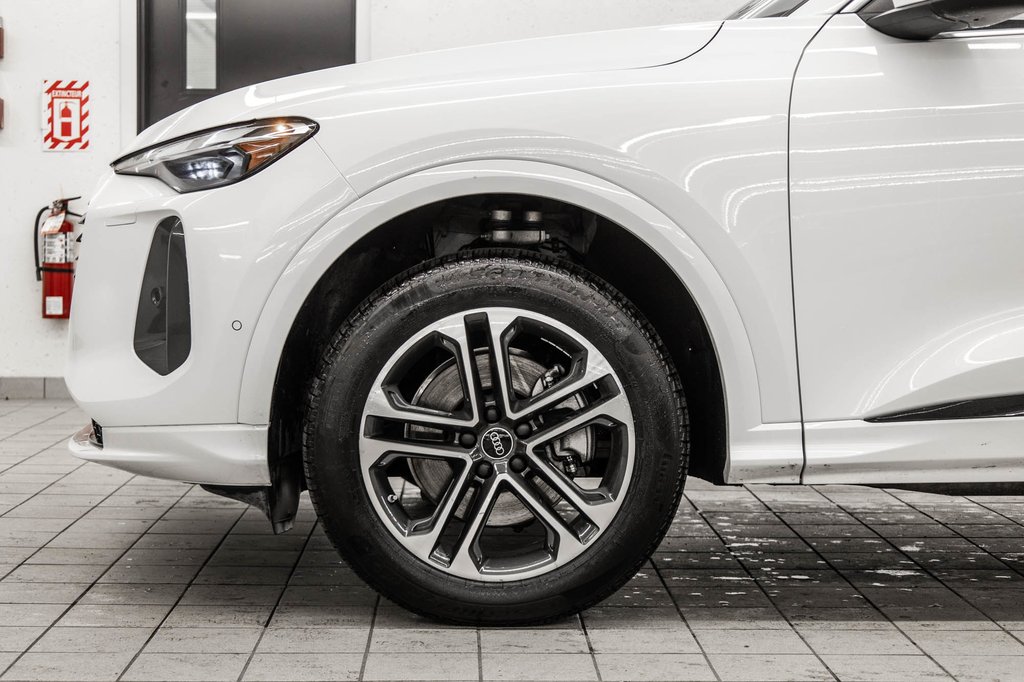 2025 Audi Q5 in Laval, Quebec - 8 - w1024h768px