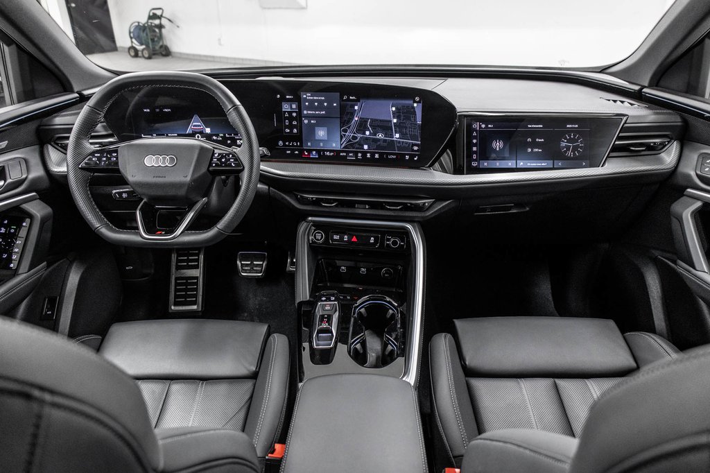Audi Q5 TECHNIK S-LINE, BLACK OPTICS, COMFORT SEATS, 20PCS 2025 à Laval, Québec - 36 - w1024h768px