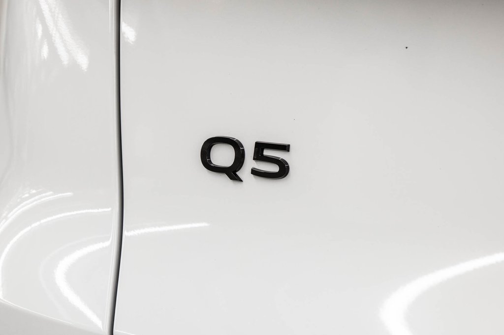 Audi Q5 TECHNIK S-LINE, BLACK OPTICS, COMFORT SEATS, 20PCS 2025 à Laval, Québec - 9 - w1024h768px