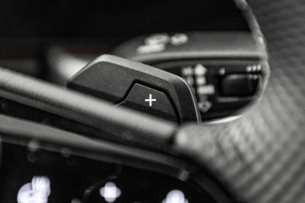 Audi Q5 TECHNIK S-LINE, BLACK OPTICS, COMFORT SEATS, 20PCS 2025 à Laval, Québec - 20 - w1024h768px