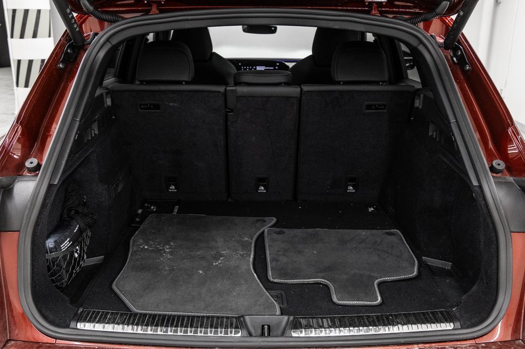 2025 Audi Q5 NEW Q5 PROGRESSIV S-LINE BLACK OPTIC ALL NEW Q5 in Laval, Quebec - 11 - w1024h768px