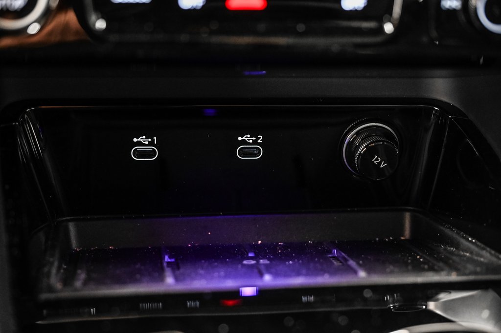 2025 Audi Q5 PROGRESSIV S-LINE BLACK OPTIC ALL NEW Q5 in Laval, Quebec - 18 - w1024h768px