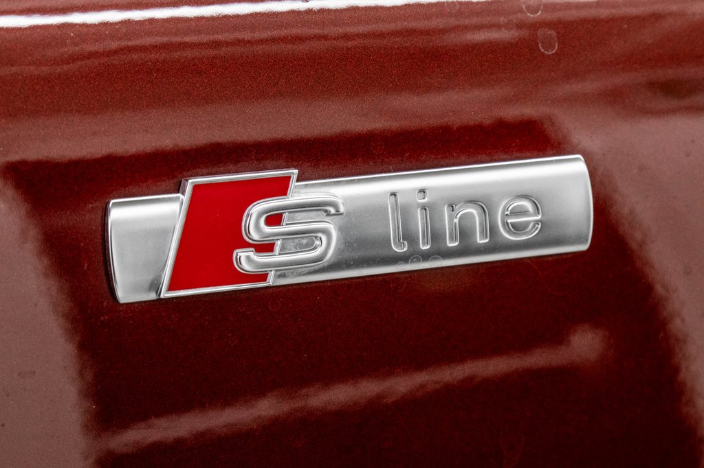 2025 Audi Q5 NEW Q5 PROGRESSIV S-LINE BLACK OPTIC ALL NEW Q5 in Laval, Quebec - 40 - w1024h768px