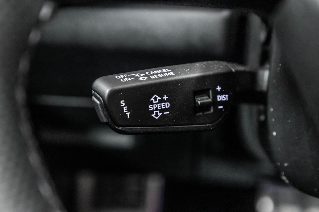 2025 Audi Q5 NEW Q5 PROGRESSIV S-LINE BLACK OPTIC ALL NEW Q5 in Laval, Quebec - 22 - w1024h768px