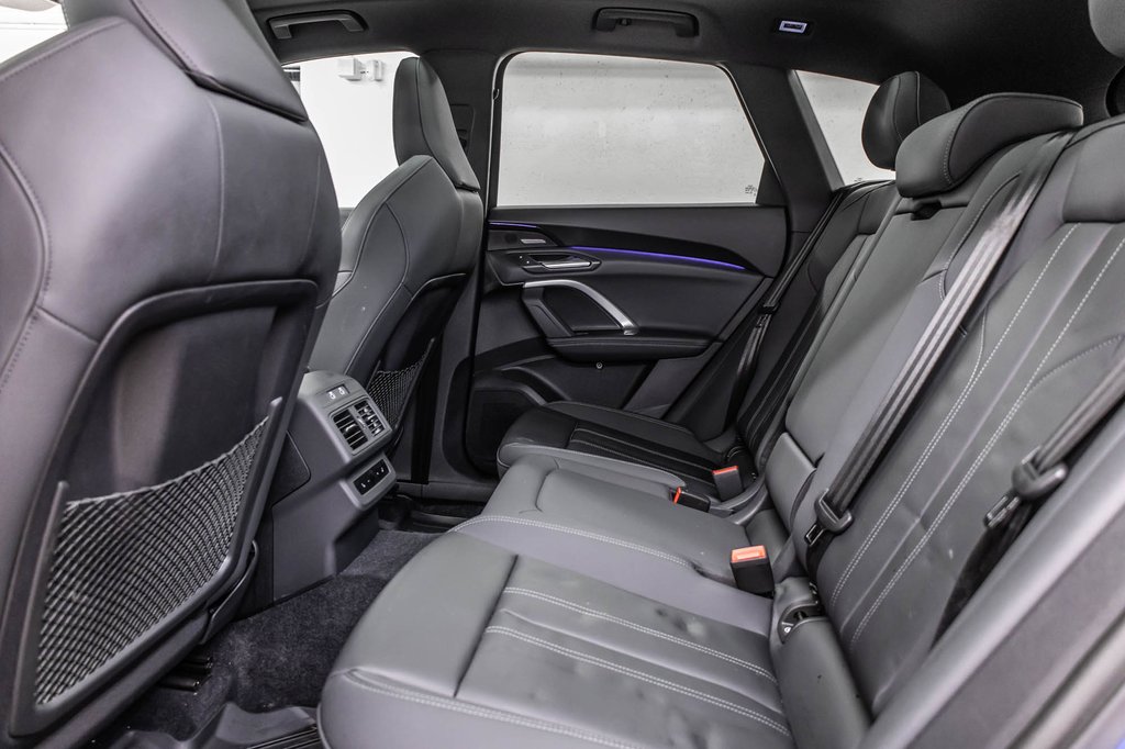 2025 Audi Q5 ALL NEW Q5 S-LINE BLACK PKG in Laval, Quebec - 33 - w1024h768px