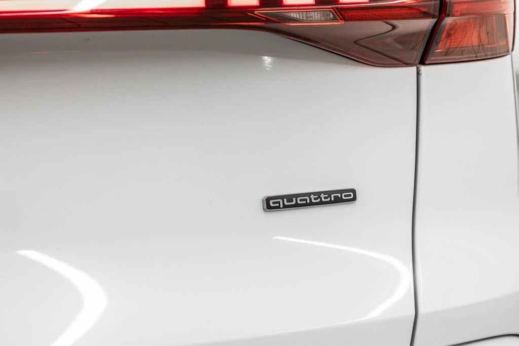 2025 Audi Q5 TECHNIK ALL NEW Q5 BLACK OPTIC in Laval, Quebec - 10 - w1024h768px