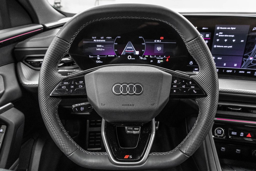 2025 Audi Q5 TECHNIK ALL NEW Q5 BLACK OPTIC in Laval, Quebec - 17 - w1024h768px