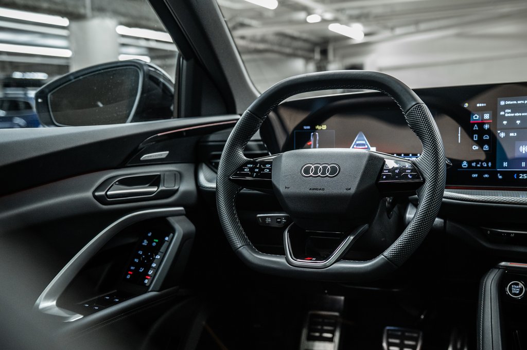Audi Q5 PROGRESSIV S-LINE BLACK PKG 20 PCS 2025 à Laval, Québec - 33 - w1024h768px
