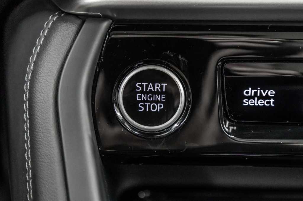 2025 Audi Q5 ALL NEW Q5 S-LINE BLACK OPTIC 20 PCS in Laval, Quebec - 23 - w1024h768px