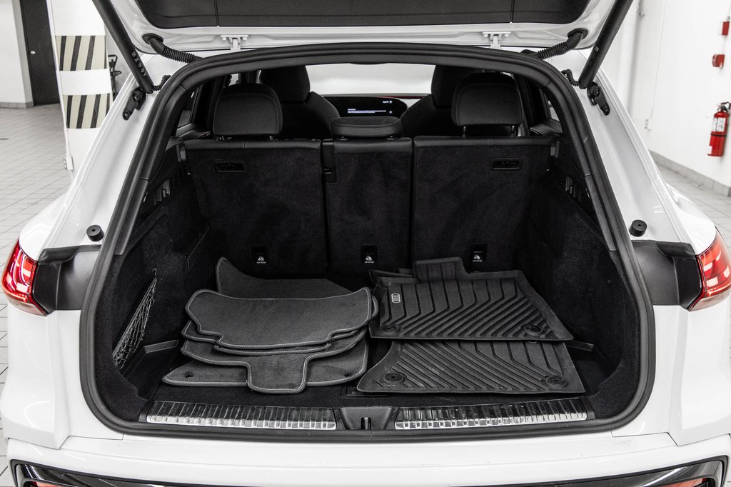 2025 Audi Q5 ALL NEW Q5 S-LINE BLACK OPTIC 20 PCS in Laval, Quebec - 11 - w1024h768px