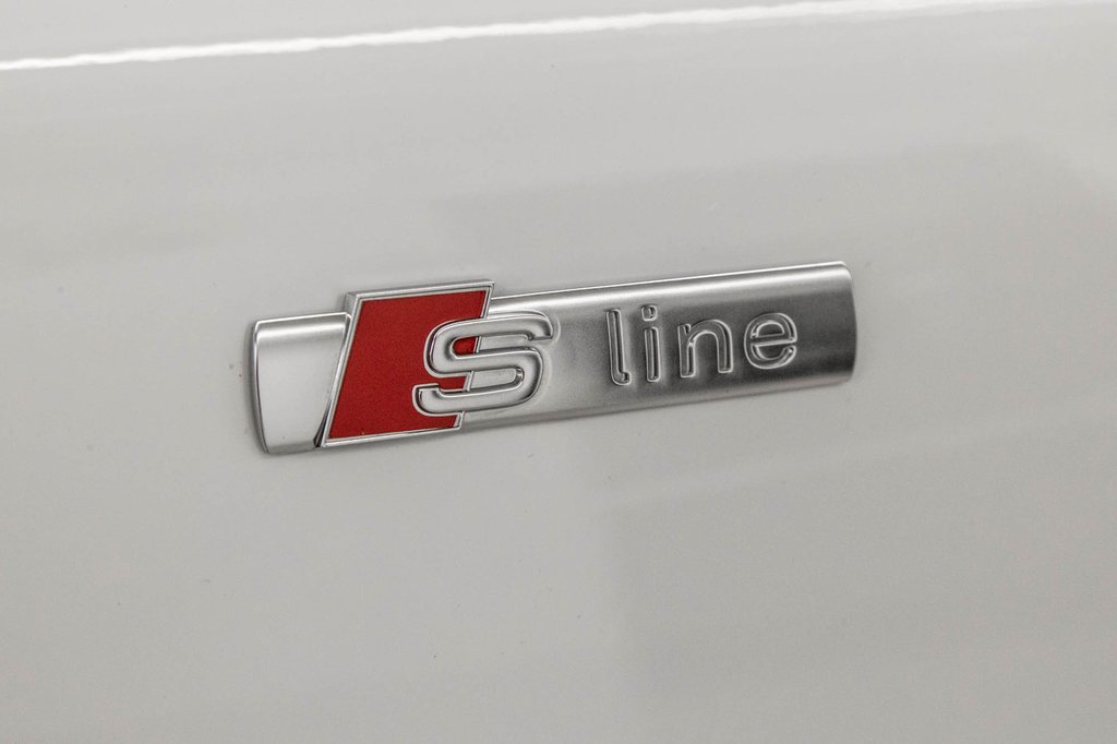 2025 Audi Q5 ALL NEW Q5 S-LINE BLACK OPTIC 20 PCS in Laval, Quebec - 39 - w1024h768px