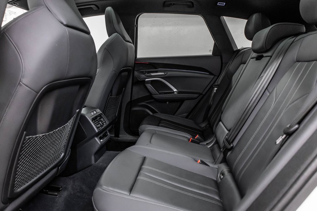 2025 Audi Q5 ALL NEW Q5 S-LINE BLACK OPTIC 20 PCS in Laval, Quebec - 33 - w1024h768px