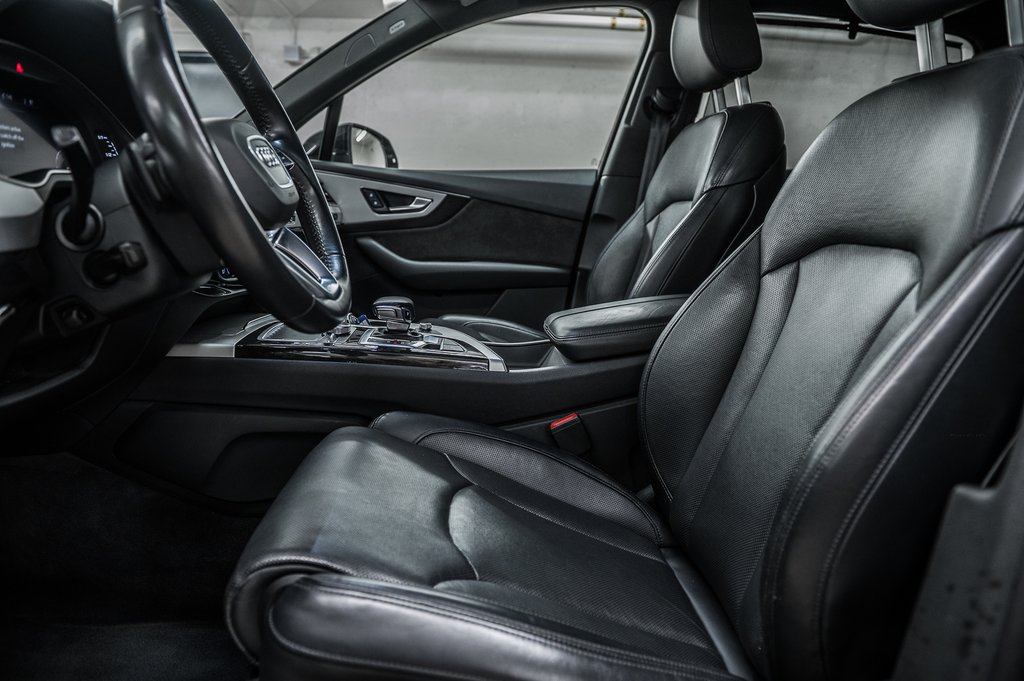 Audi Q7 TECHNIK BLACK OPTIC LUXURY PKG S-LINE 2019 à Laval, Québec - 16 - w1024h768px
