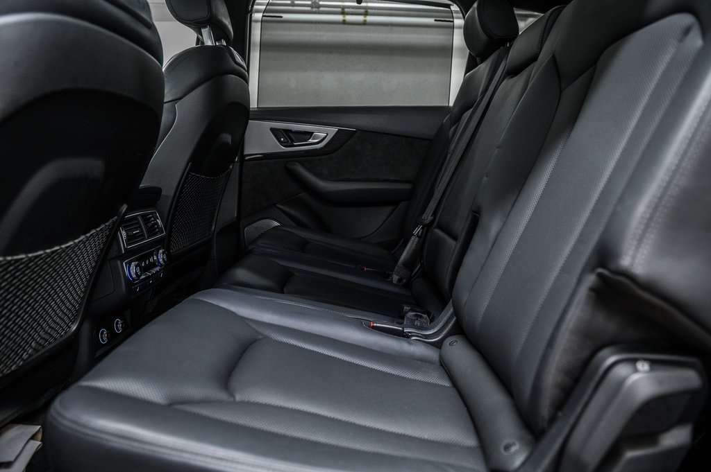Audi Q7 TECHNIK BLACK OPTIC LUXURY PKG S-LINE 2019 à Laval, Québec - 32 - w1024h768px