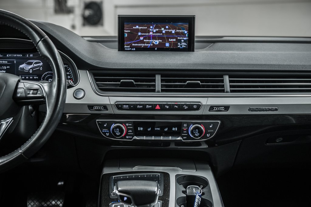 Audi Q7 TECHNIK BLACK OPTIC LUXURY PKG S-LINE 2019 à Laval, Québec - 36 - w1024h768px
