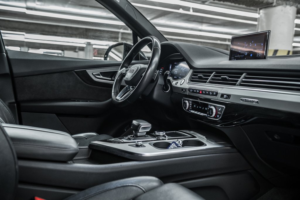 Audi Q7 TECHNIK BLACK OPTIC LUXURY PKG S-LINE 2019 à Laval, Québec - 37 - w1024h768px