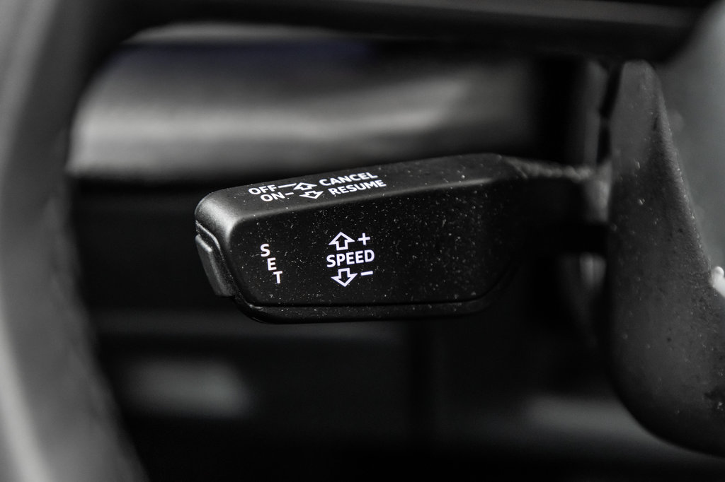 Audi Q7 PROGRESSIV S-LINE BLACK OPTIC HITCH 2021 à Laval, Québec - 24 - w1024h768px