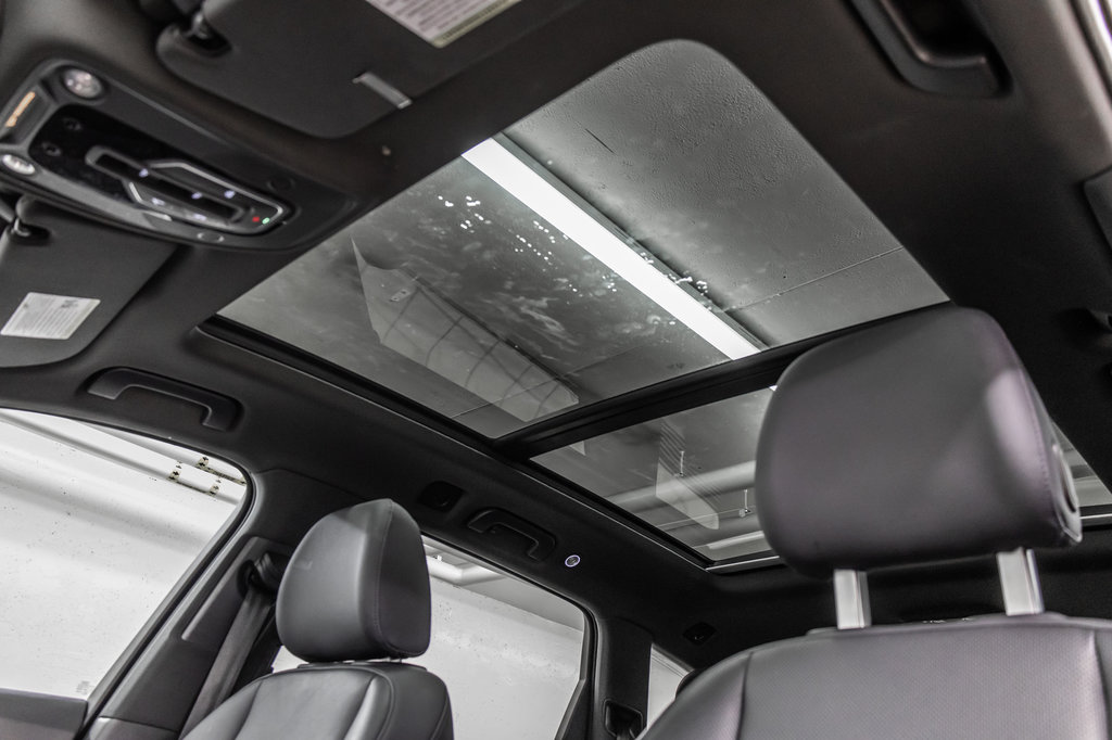 Audi Q7 PROGRESSIV S-LINE BLACK OPTIC HITCH 2021 à Laval, Québec - 35 - w1024h768px