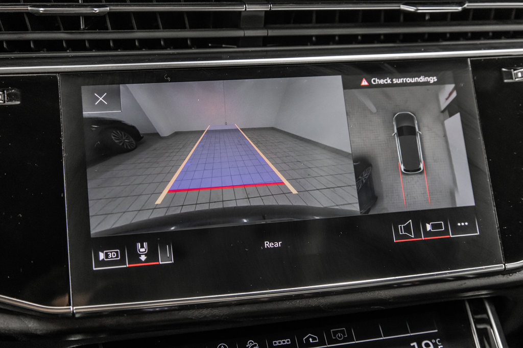 Audi Q7 PROGRESSIV S-LINE BLACK OPTIC HITCH 2021 à Laval, Québec - 31 - w1024h768px