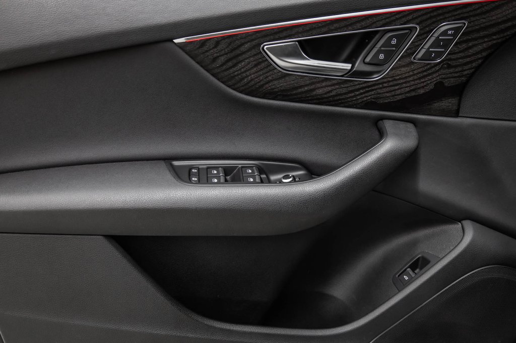 Audi Q7 KOMFORT VORSPRUNG EDITION 2022 à Laval, Québec - 15 - w1024h768px