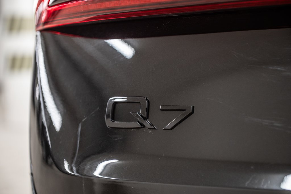 2022 Audi Q7 PROGRESSIV S-LINE BLACK OPTIC in Laval, Quebec - 10 - w1024h768px