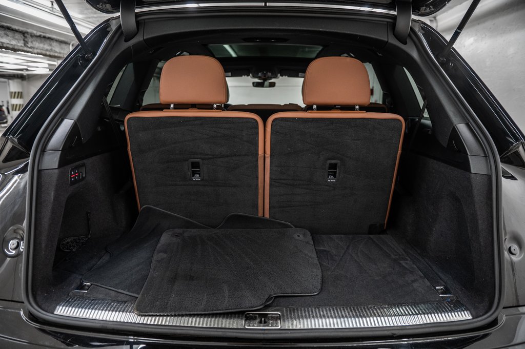 2022 Audi Q7 PROGRESSIV S-LINE BLACK OPTIC in Laval, Quebec - 12 - w1024h768px