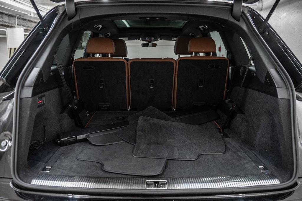 2022 Audi Q7 PROGRESSIV S-LINE BLACK OPTIC in Laval, Quebec - 14 - w1024h768px