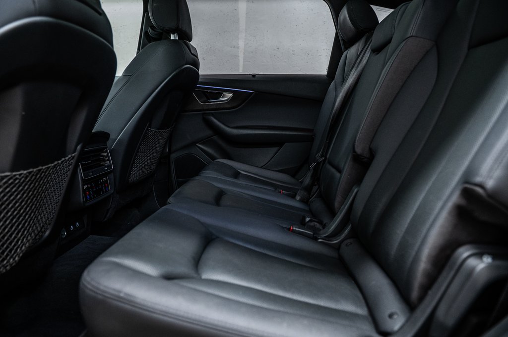 2022 Audi Q7 TECHNIK S-LINE BLACK OPTIC 21 PCS in Laval, Quebec - 31 - w1024h768px