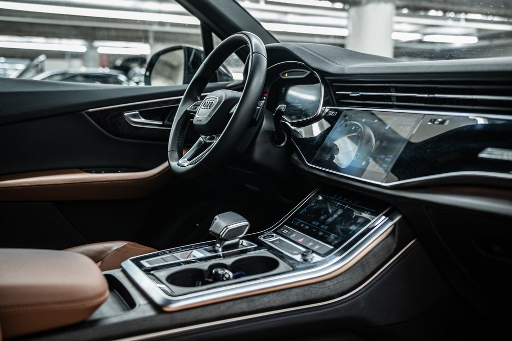 2023 Audi Q7 PROGRESSIV S-LINE BLACK OPTIC in Laval, Quebec - 35 - w1024h768px