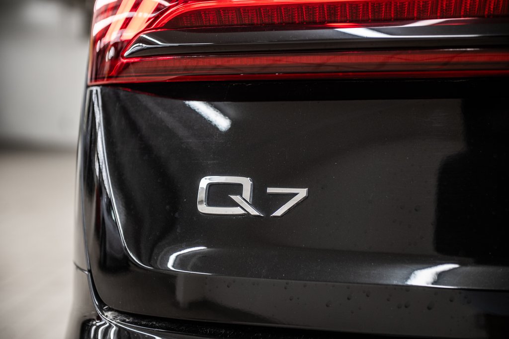 2023 Audi Q7 PROGRESSIV S-LINE BLACK OPTIC in Laval, Quebec - 10 - w1024h768px