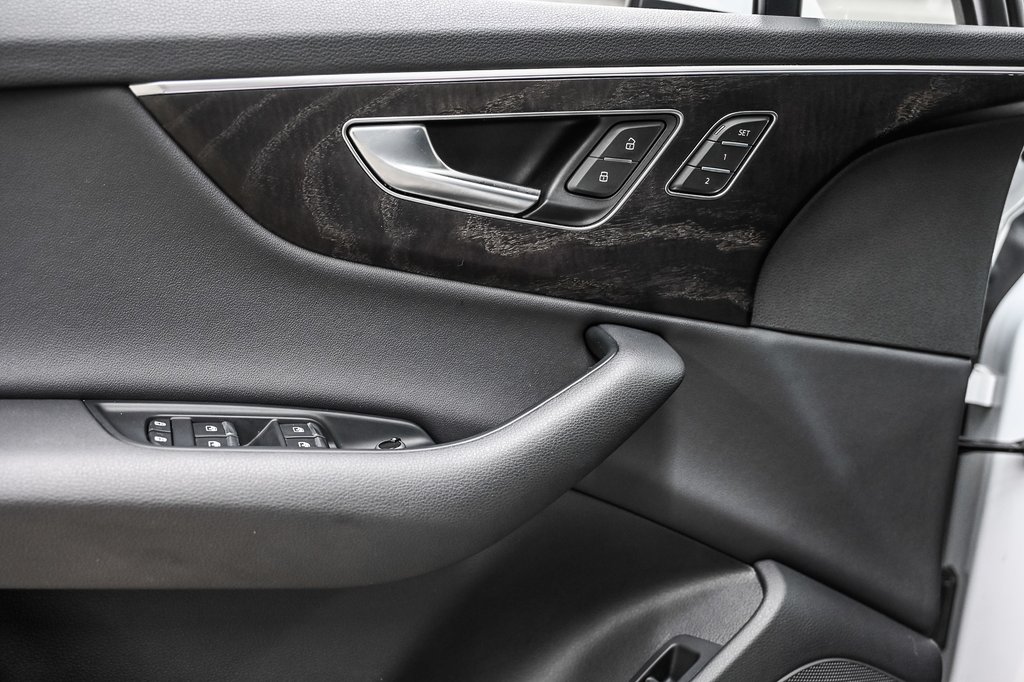 2023 Audi Q7 KOMFORT VORSPRUNG EDITION 21 PCS in Laval, Quebec - 14 - w1024h768px