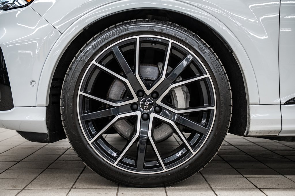 2023 Audi Q7 TECHNIK S-LINE BLACK OPTIC 22 PCS in Laval, Quebec - 9 - w1024h768px