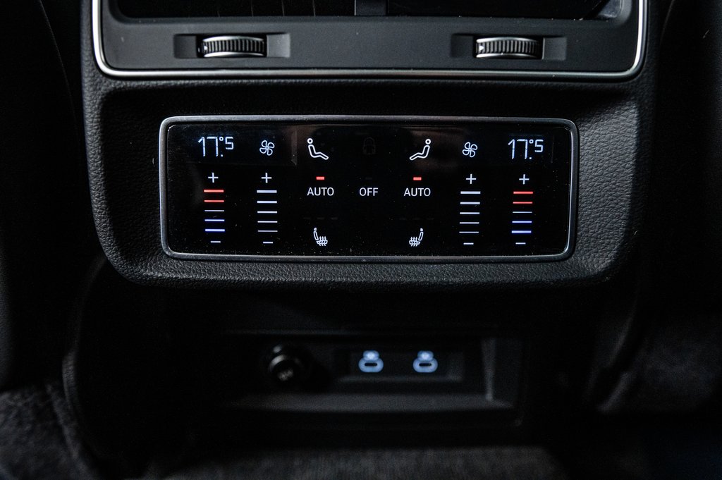 2023 Audi Q7 TECHNIK S-LINE BLACK OPTIC 22 PCS in Laval, Quebec - 32 - w1024h768px