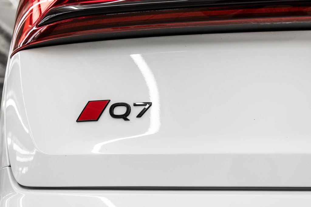 2025 Audi Q7 PROGRESSIV S-LINE BLACK OPTIC 22 PCS in Laval, Quebec - 9 - w1024h768px