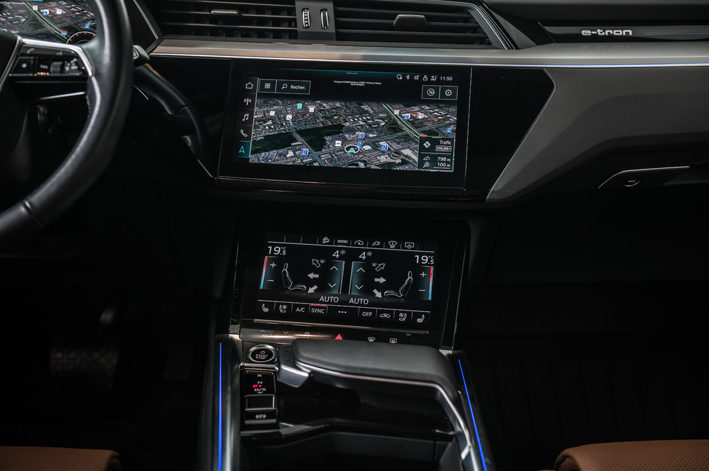 2024 Audi Q8 e-tron Sportback BLACK COMPETITION, PREMIUM, TECH PACK in Laval, Quebec - 29 - w1024h768px