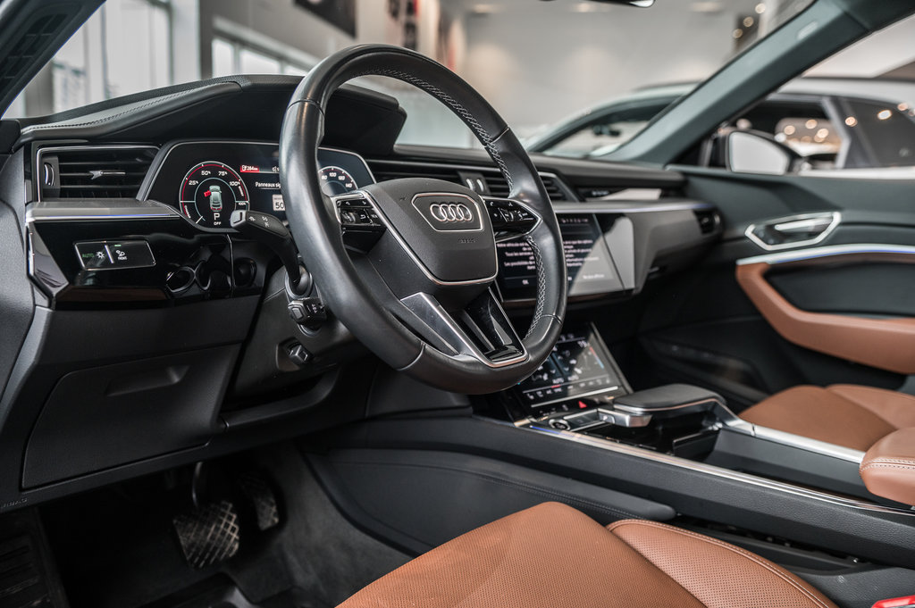2024 Audi Q8 e-tron Sportback BLACK COMPETITION, PREMIUM, TECH PACK in Laval, Quebec - 14 - w1024h768px