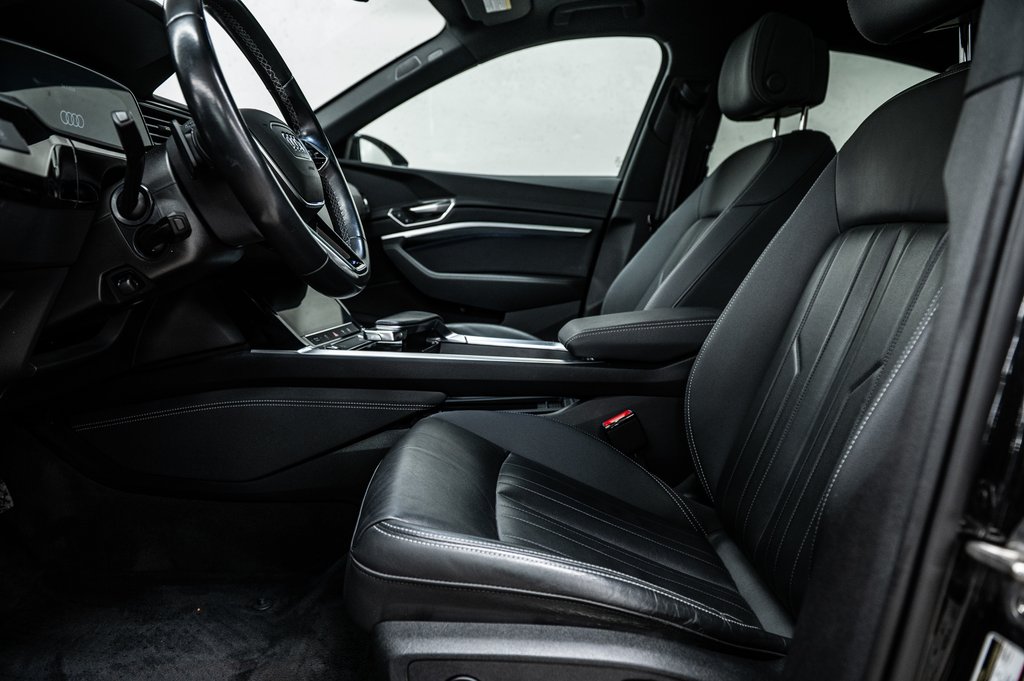 2024 Audi Q8 e-tron Sportback BLACK PKG TECH PKG 21 PCS in Laval, Quebec - 14 - w1024h768px