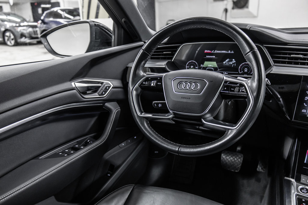 Audi Q8 e-tron  2024 à Laval, Québec - 34 - w1024h768px