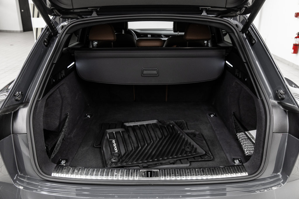 2024 Audi Q8 e-tron B&O PREMIUM SOUND SYSTEM in Laval, Quebec - 11 - w1024h768px