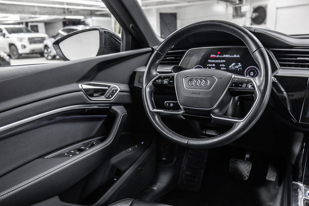 Audi Q8 e-tron BLACK COMPETITION, 22PCS, PHONE BOX, 2024 à Laval, Québec - 35 - w1024h768px