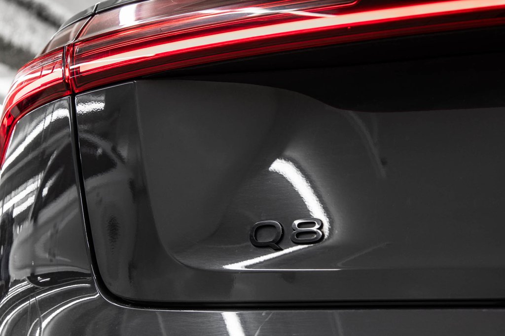 Audi Q8 e-tron BLACK COMPETITION, 22PCS, PHONE BOX, 2024 à Laval, Québec - 10 - w1024h768px