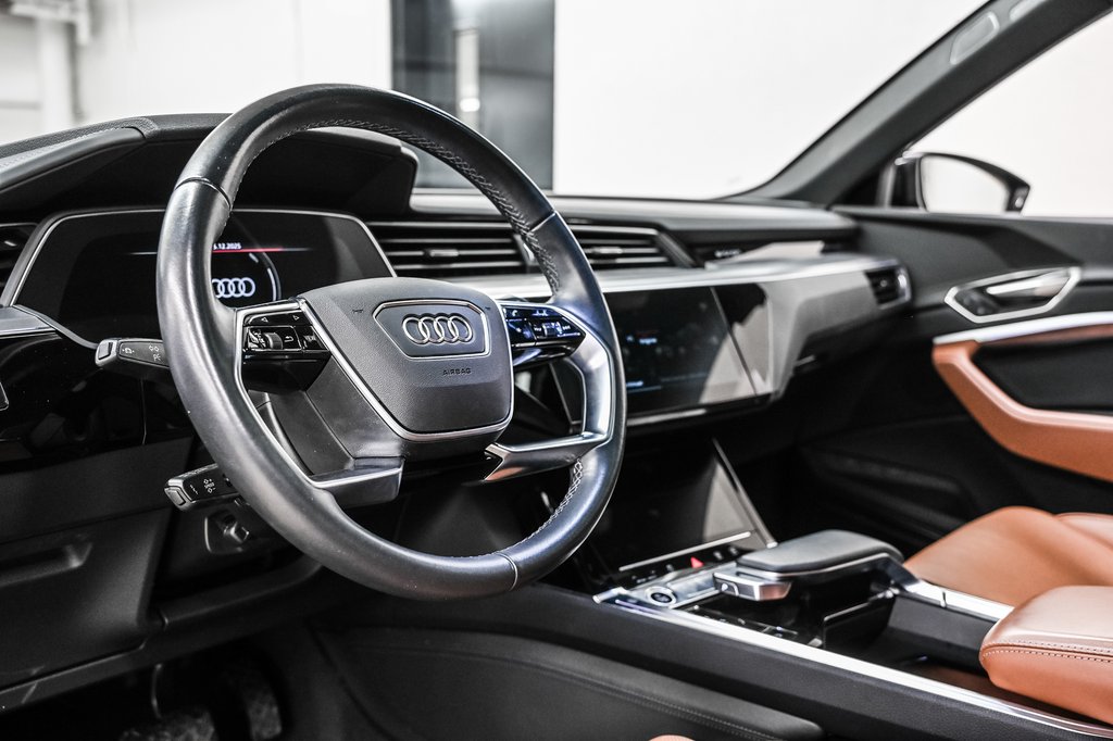 Audi Q8 e-tron BLACK OPTIC PREMIUM PKG TECH PKG 2024 à Laval, Québec - 10 - w1024h768px