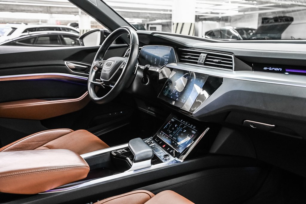 Audi Q8 e-tron BLACK OPTIC PREMIUM PKG TECH PKG 2024 à Laval, Québec - 25 - w1024h768px