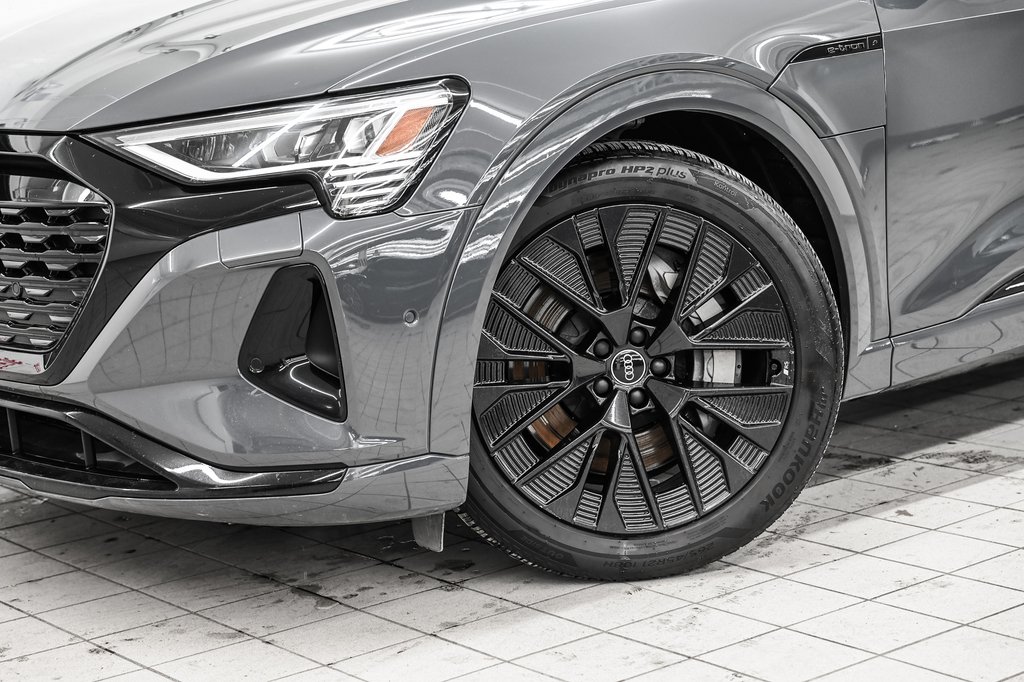 Audi Q8 e-tron BLACK OPTIC PREMIUM PKG TECH PKG 2024 à Laval, Québec - 2 - w1024h768px