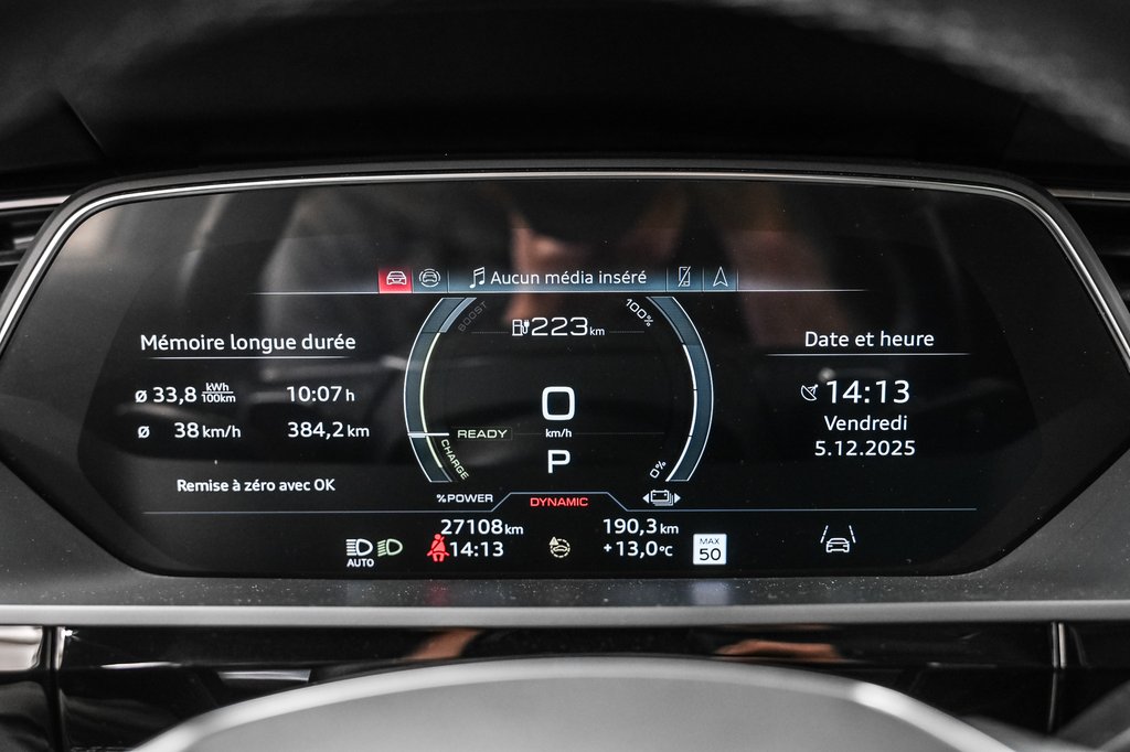 Audi Q8 e-tron BLACK OPTIC PREMIUM PKG TECH PKG 2024 à Laval, Québec - 14 - w1024h768px