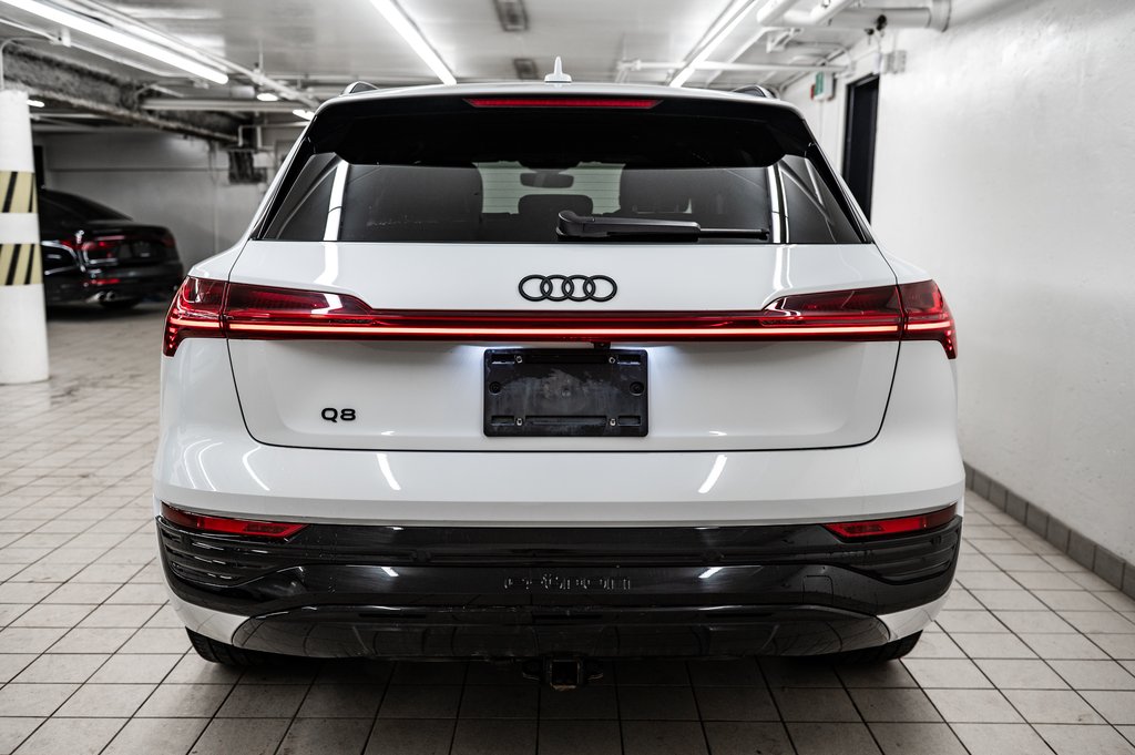 2024 Audi Q8 e-tron PREMUIUM PKG BLACK OPTIC 21 PCS in Laval, Quebec - 5 - w1024h768px