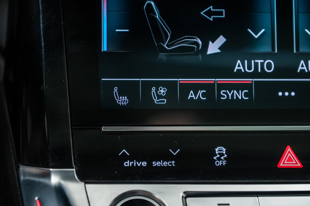 2024 Audi Q8 e-tron PREMUIUM PKG BLACK OPTIC 21 PCS in Laval, Quebec - 23 - w1024h768px