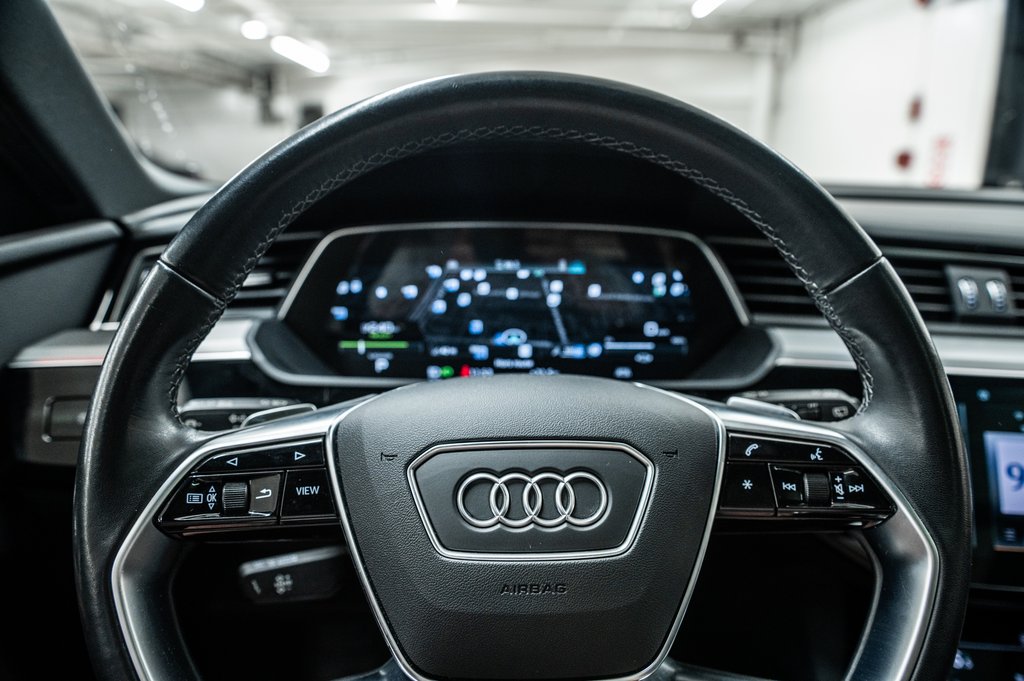 2024 Audi Q8 e-tron PREMUIUM PKG BLACK OPTIC 21 PCS in Laval, Quebec - 17 - w1024h768px